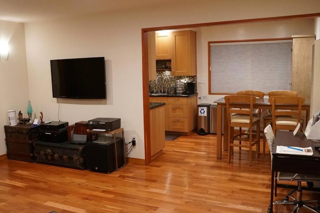 Luxury 1 Bedroom Unit-Walk To Beach -Baby Friendly Los Angeles Dış mekan fotoğraf